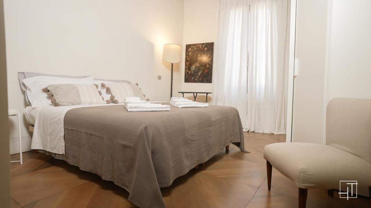 Ht - Casa Del Pittore In Piazza Delle Erbe 파도바 외부 사진